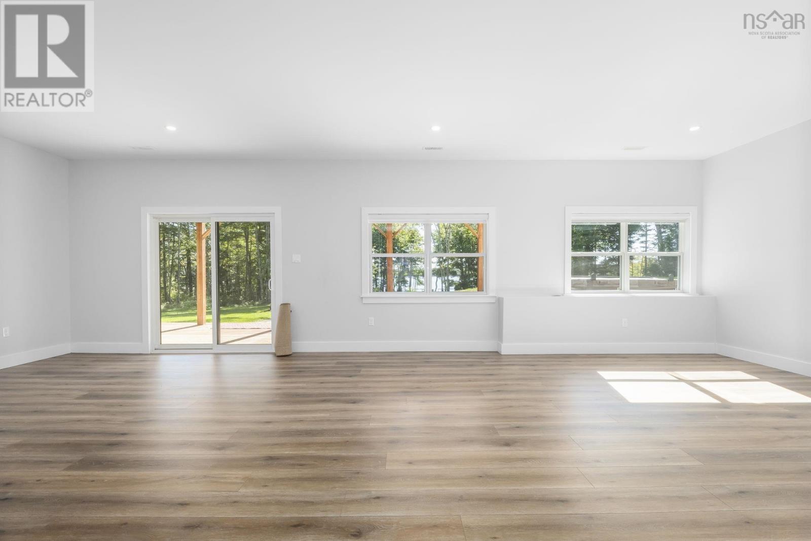 460 Mccabe Lake Drive Property Photo 34