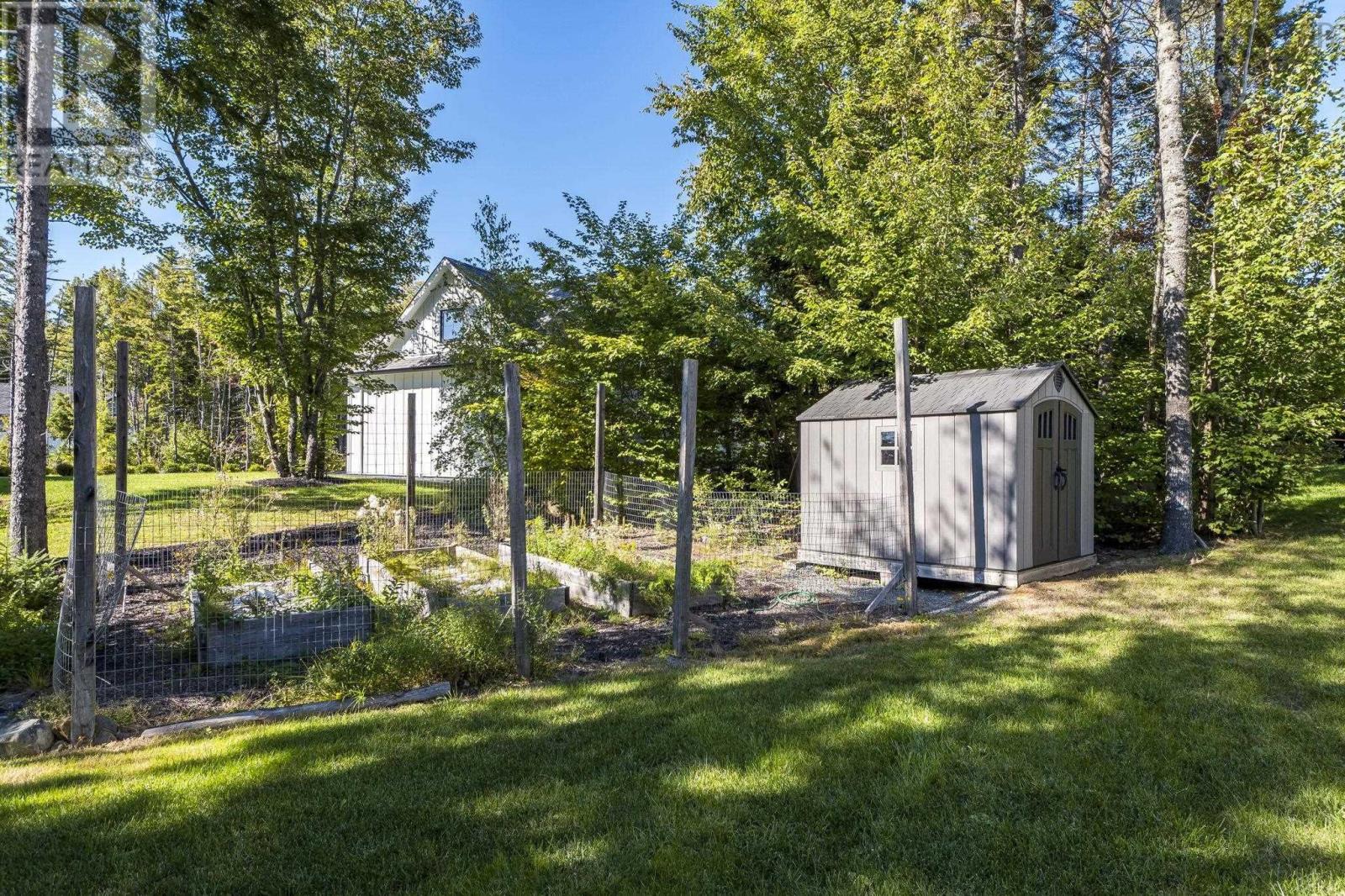 460 Mccabe Lake Drive Property Photo 48
