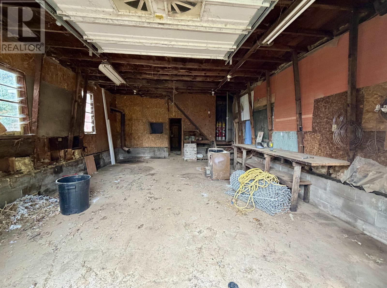 14967 Highway 1 Property Photo 4