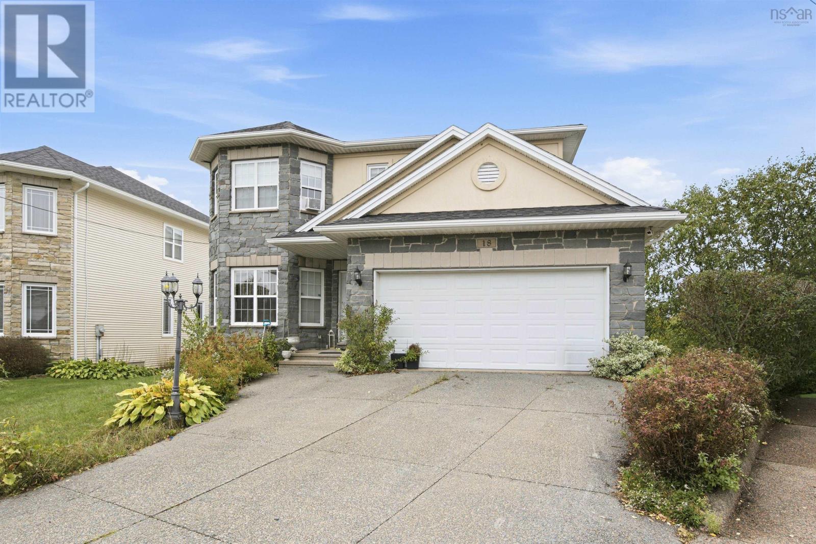 18 Stone Gate Drive Property Photo 2