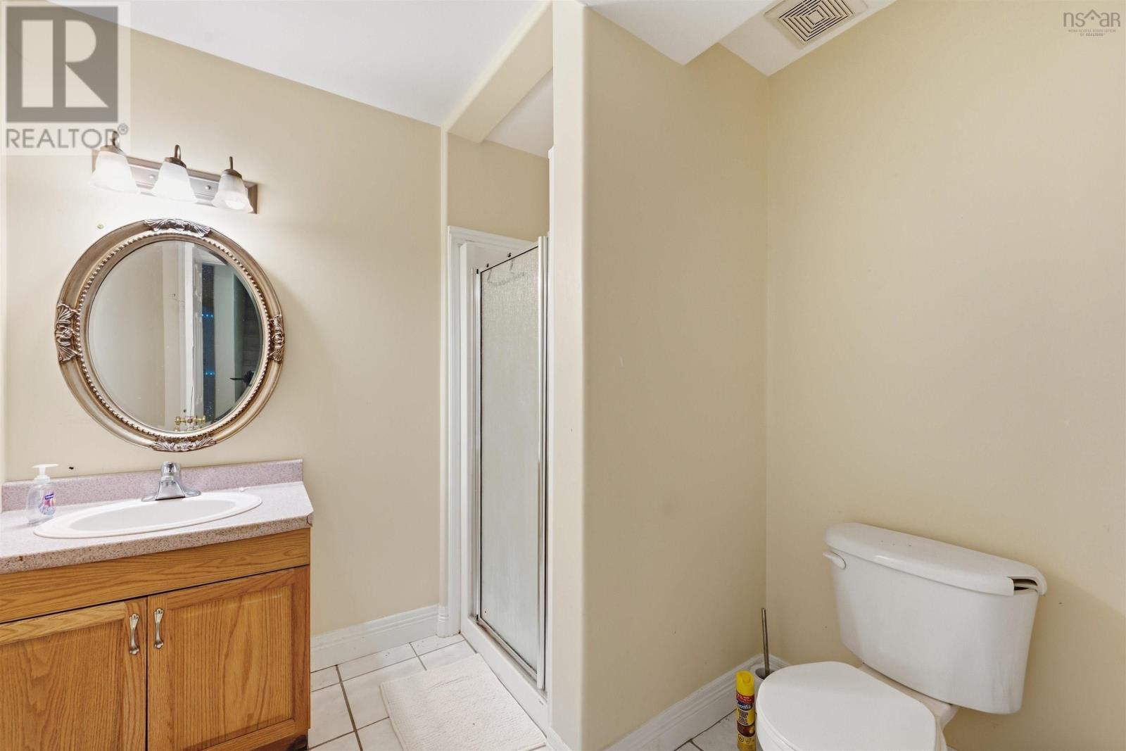 18 Stone Gate Drive Property Photo 25