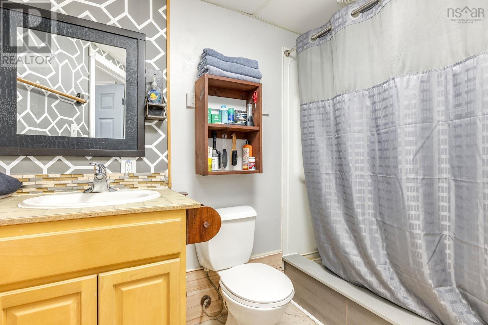 9 Belmore Drive Property Photo 32