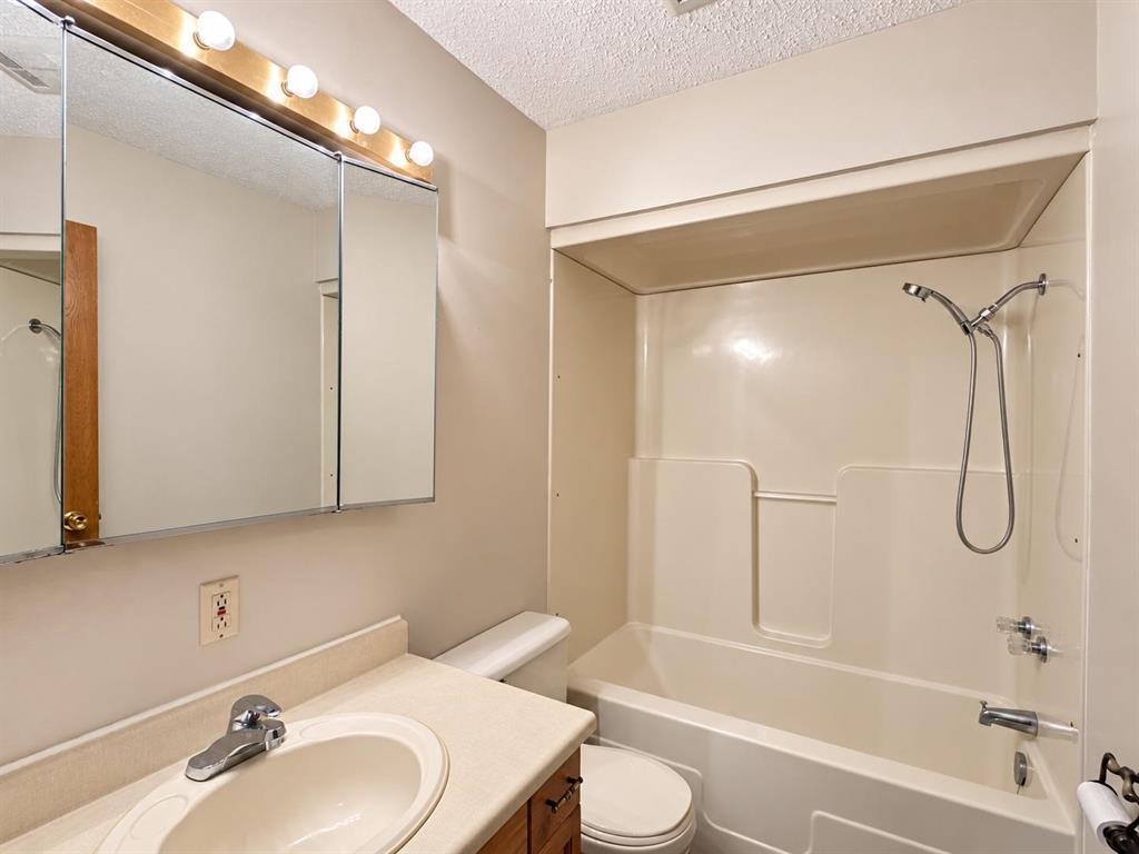409 11th Avenue S Property Photo 18