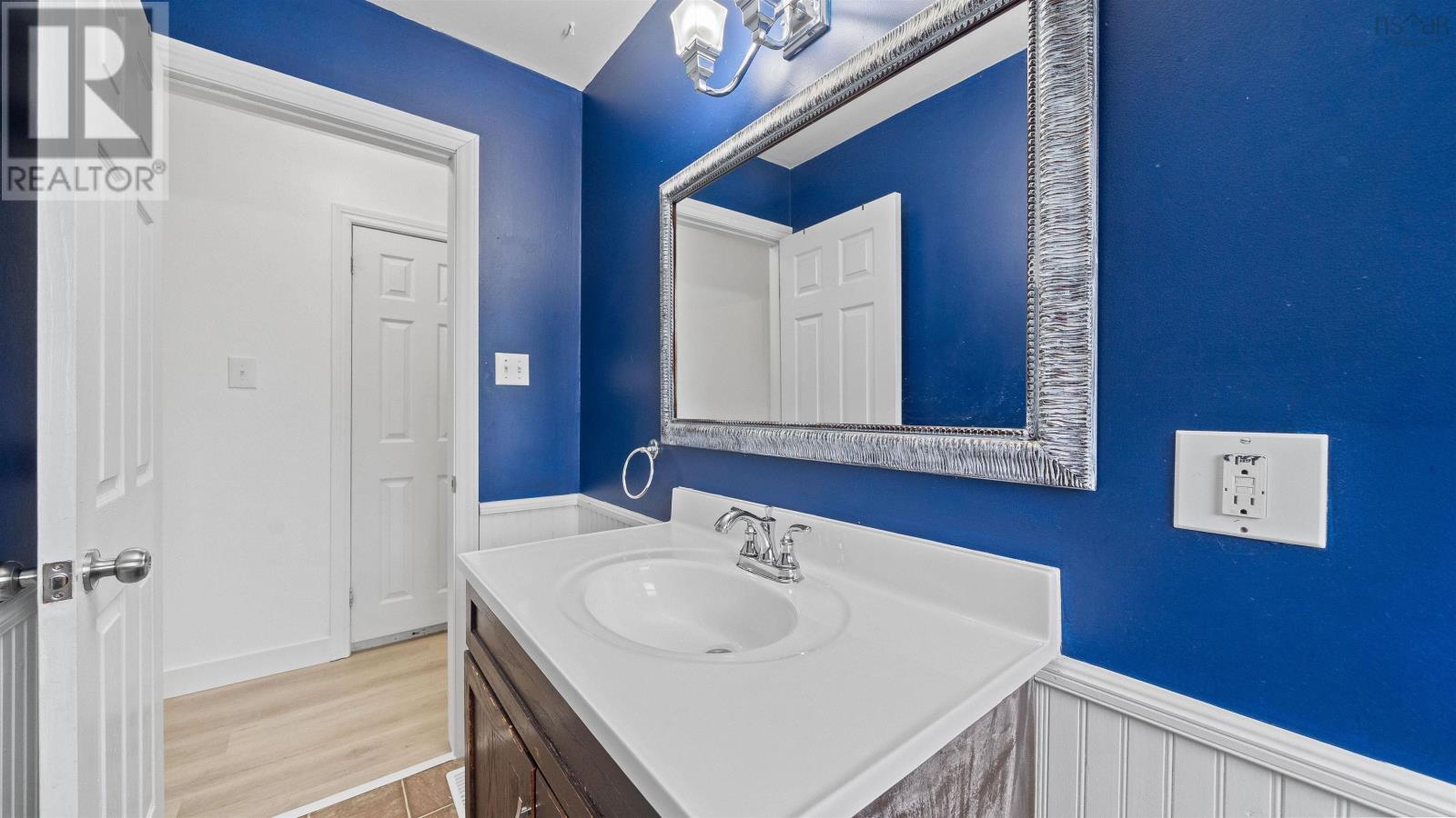 57 Ridge Avenue Property Photo 38
