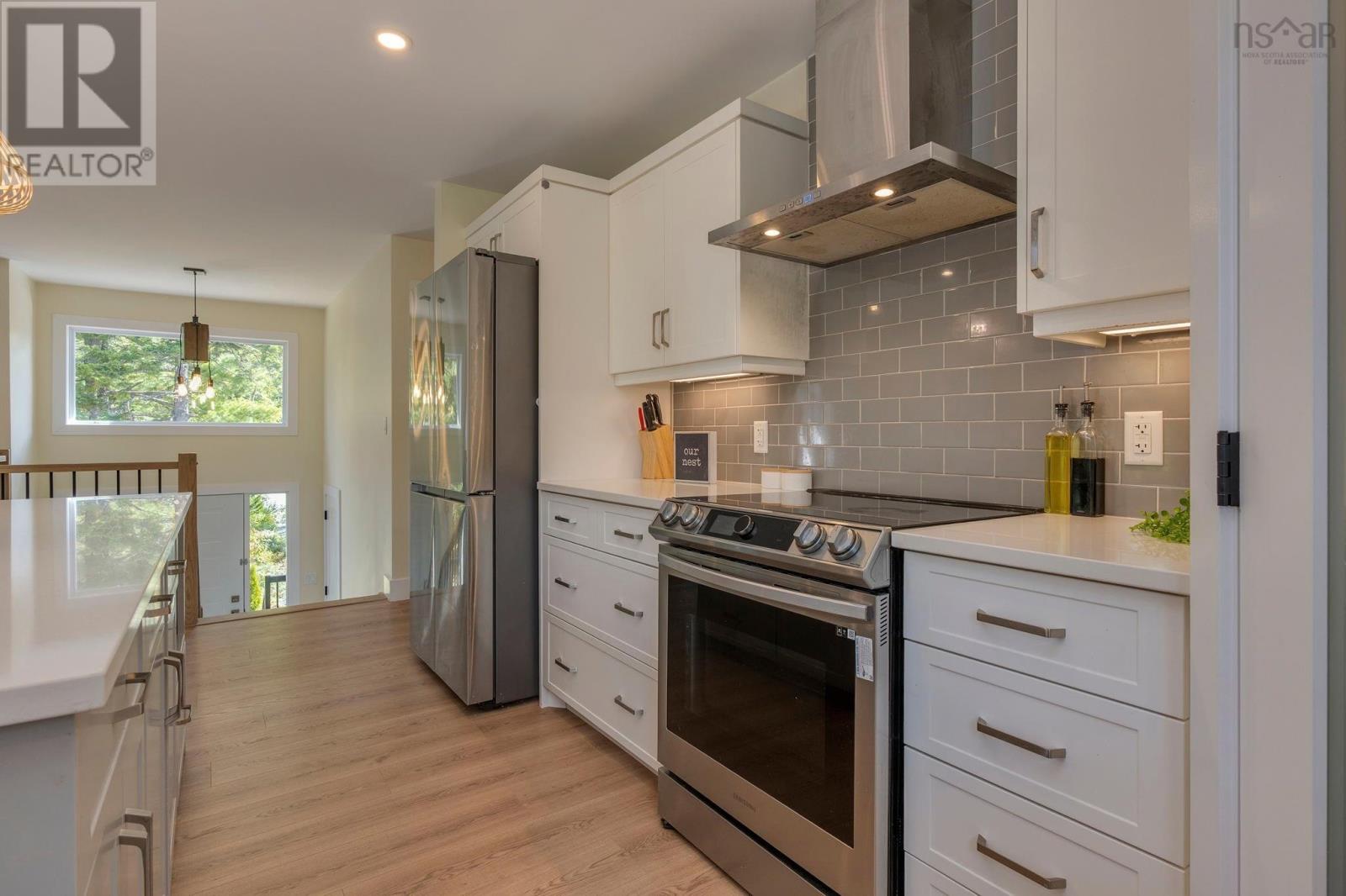 42 Whitbury Court Property Photo 11