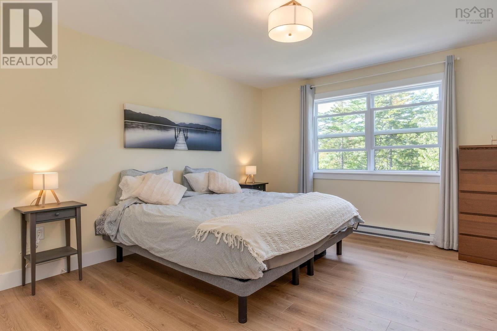 42 Whitbury Court Property Photo 17