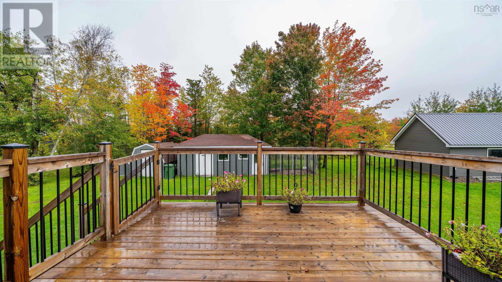 26 Poplar Drive Property Photo 3
