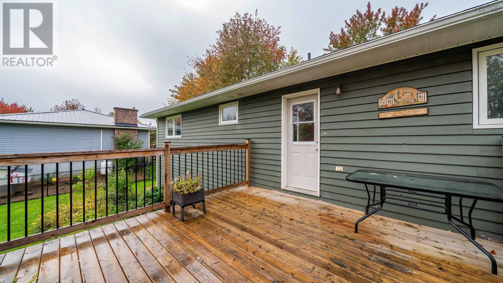 26 Poplar Drive Property Photo 4