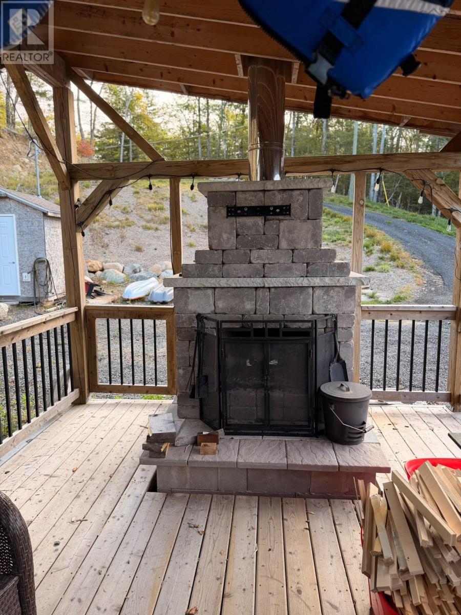 87 Maple Sue Point Drive Property Photo 21