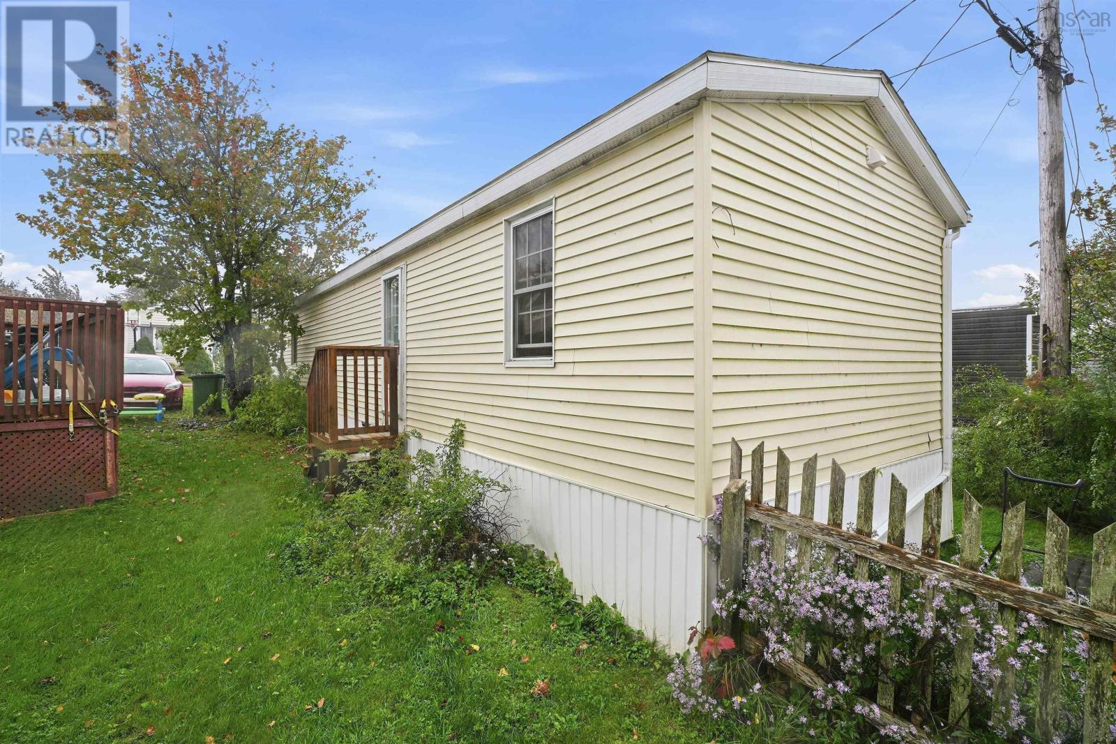 32 Earleton Avenue Property Photo 2