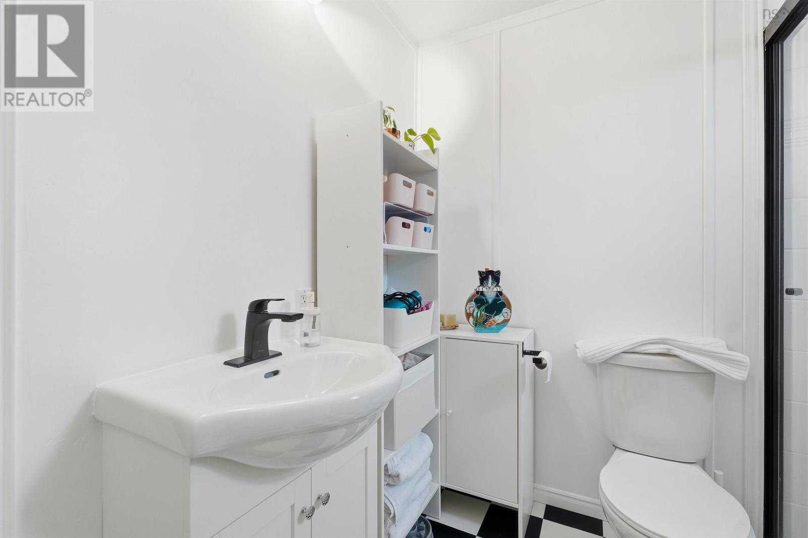 32 Earleton Avenue Property Photo 22