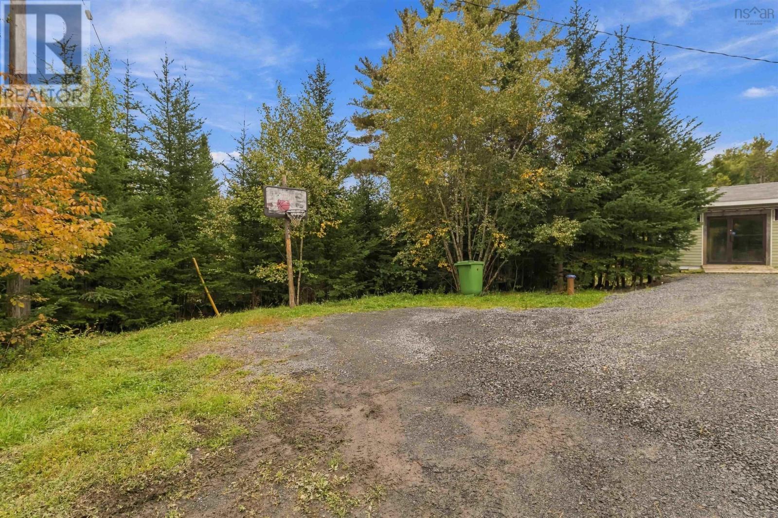 2247 Camperdown Road Property Photo 2