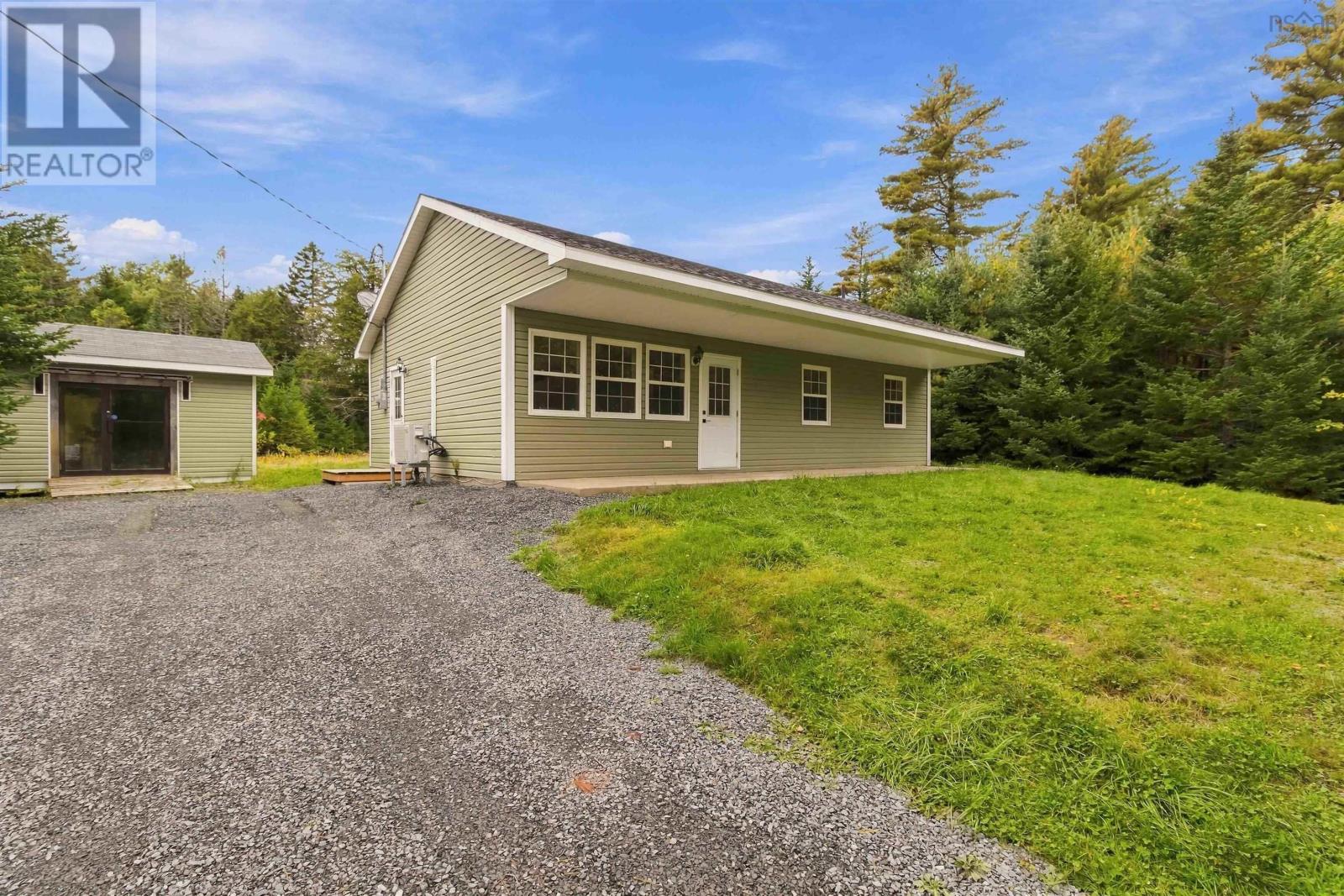 2247 Camperdown Road Property Photo 3