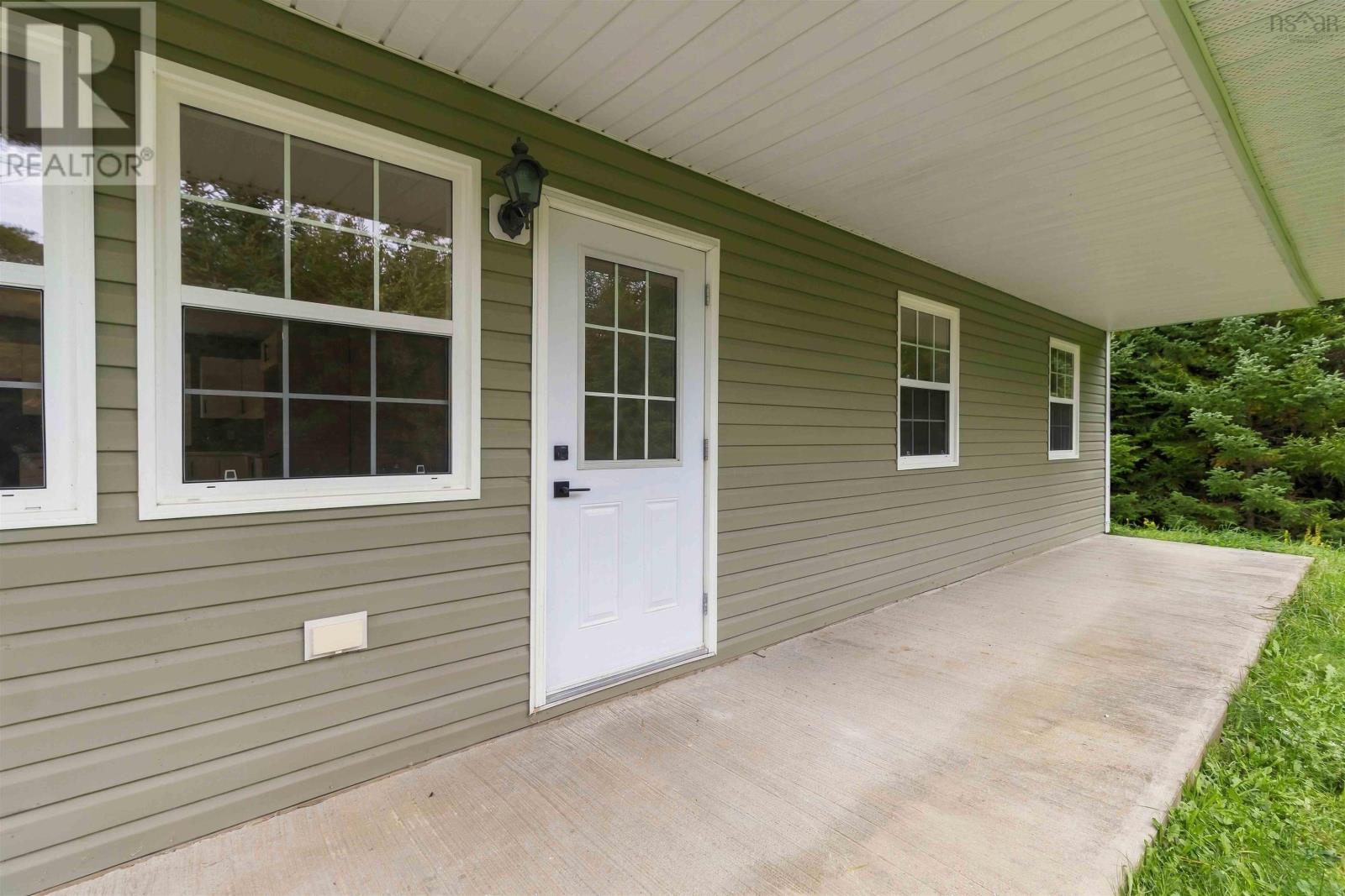 2247 Camperdown Road Property Photo 8
