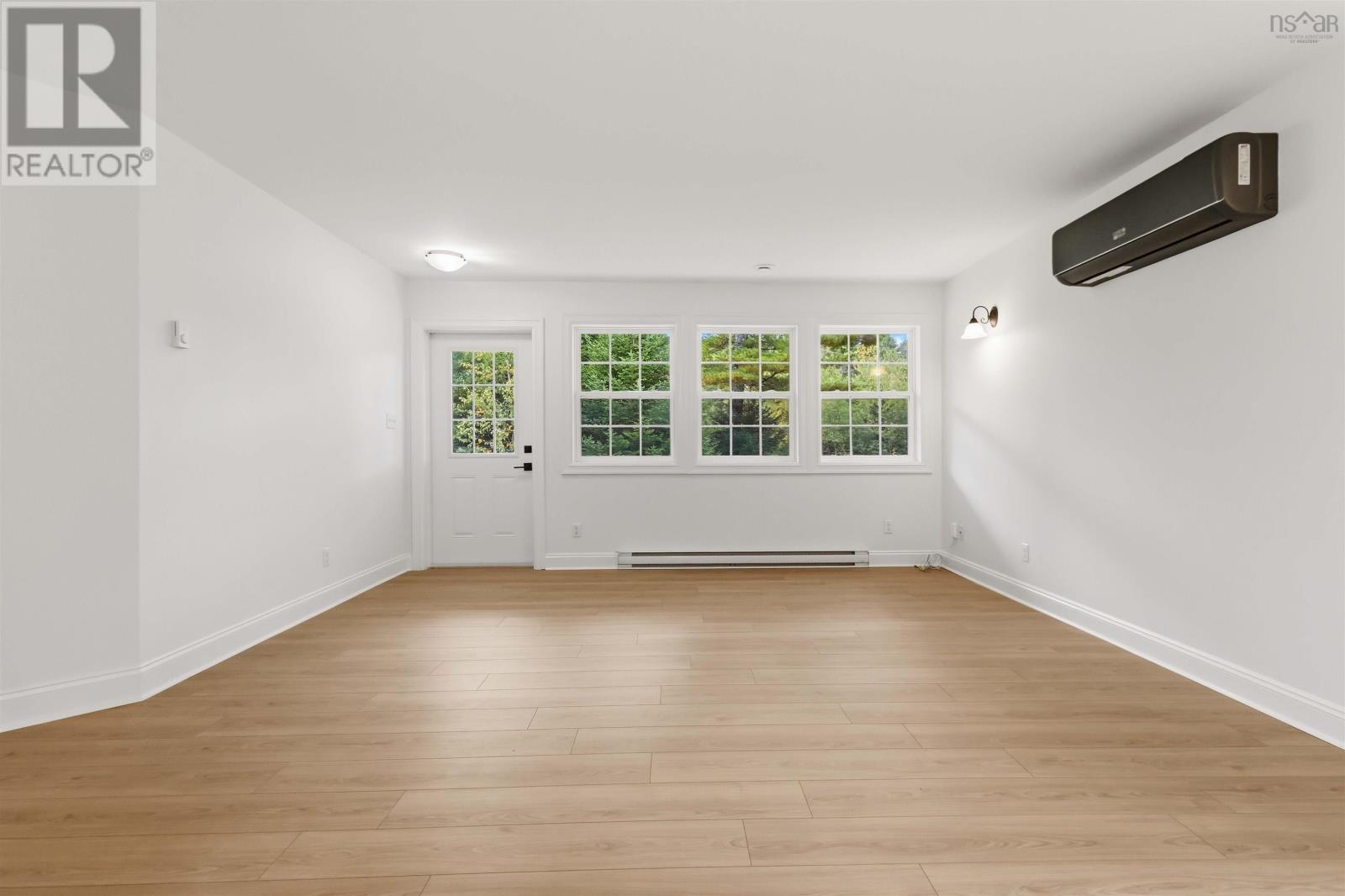 2247 Camperdown Road Property Photo 12