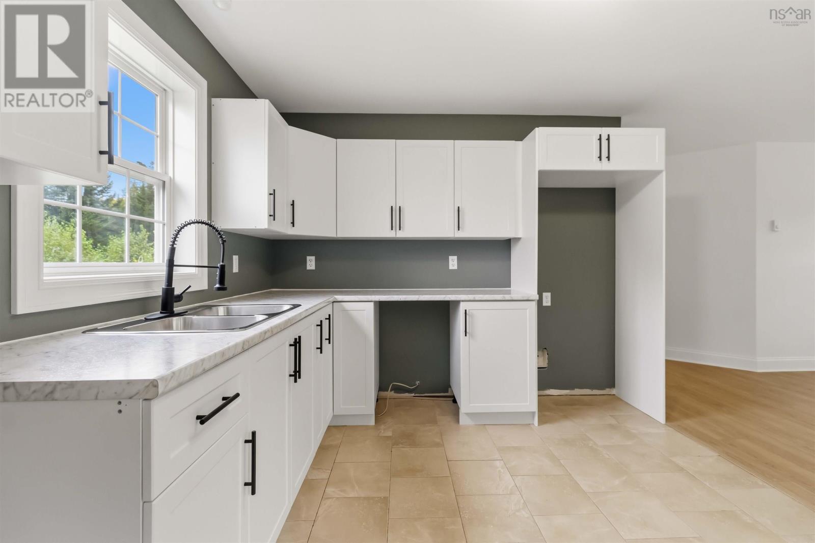 2247 Camperdown Road Property Photo 23