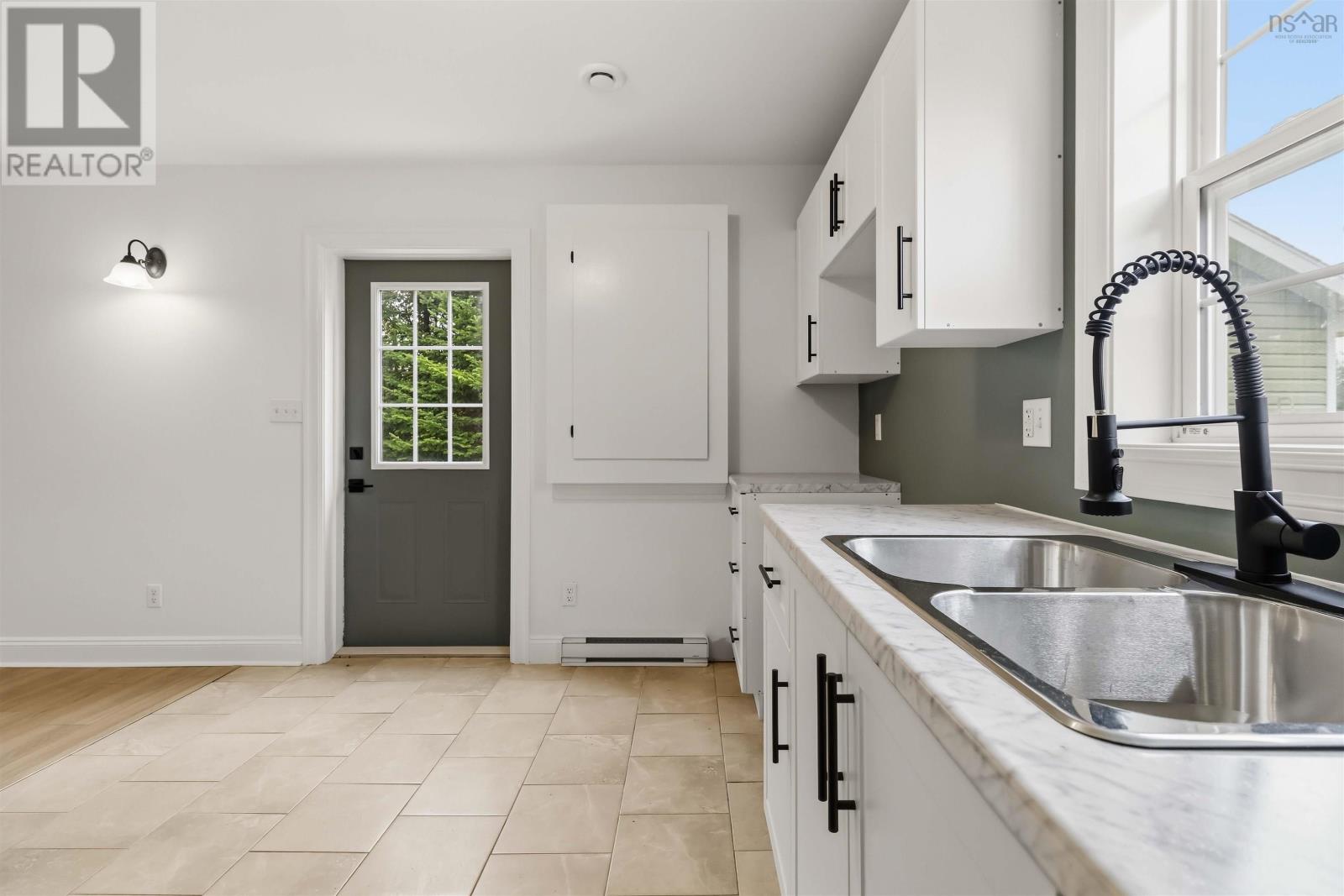 2247 Camperdown Road Property Photo 27