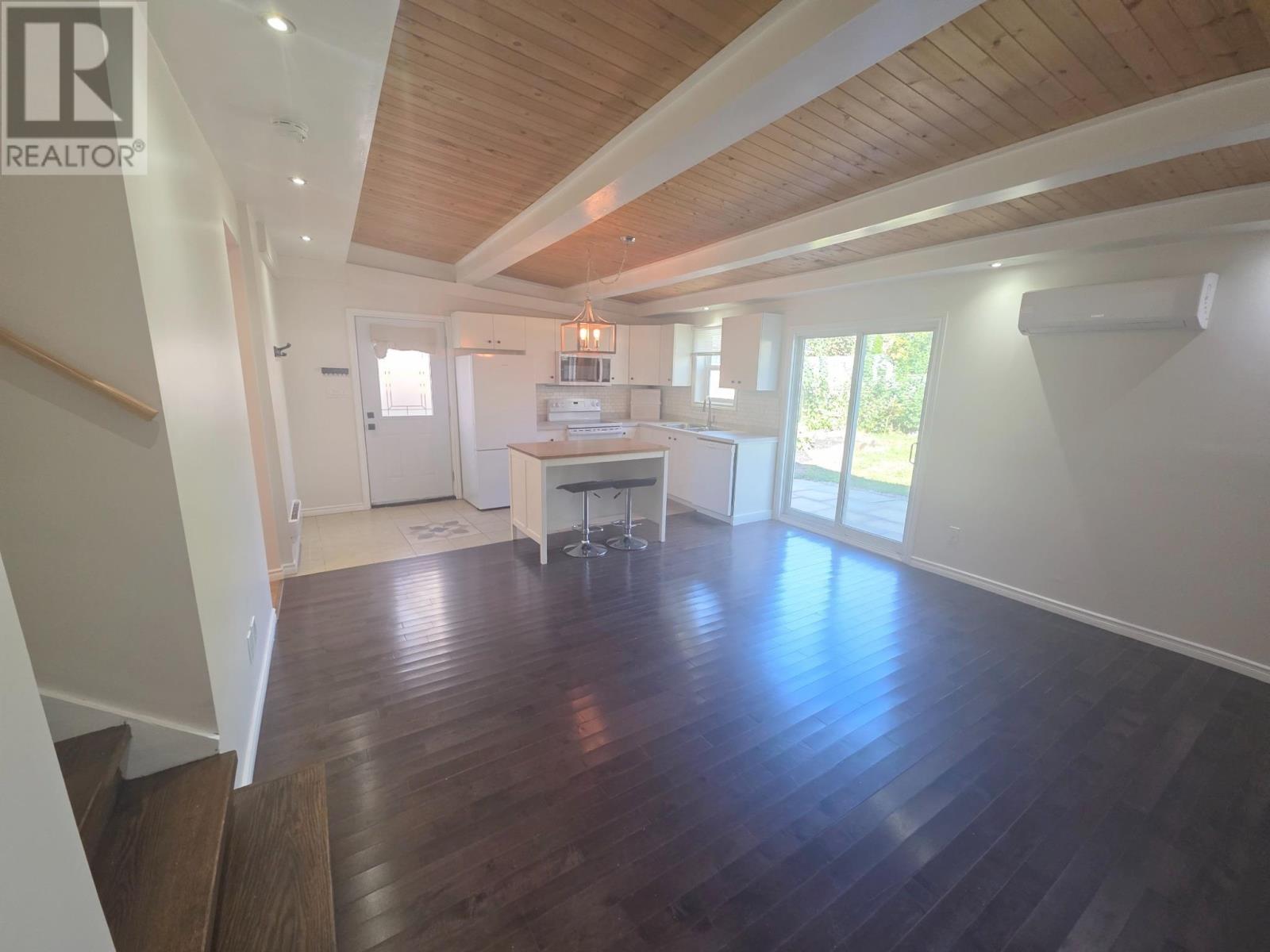 30-32 Spring Park Road Property Photo 15