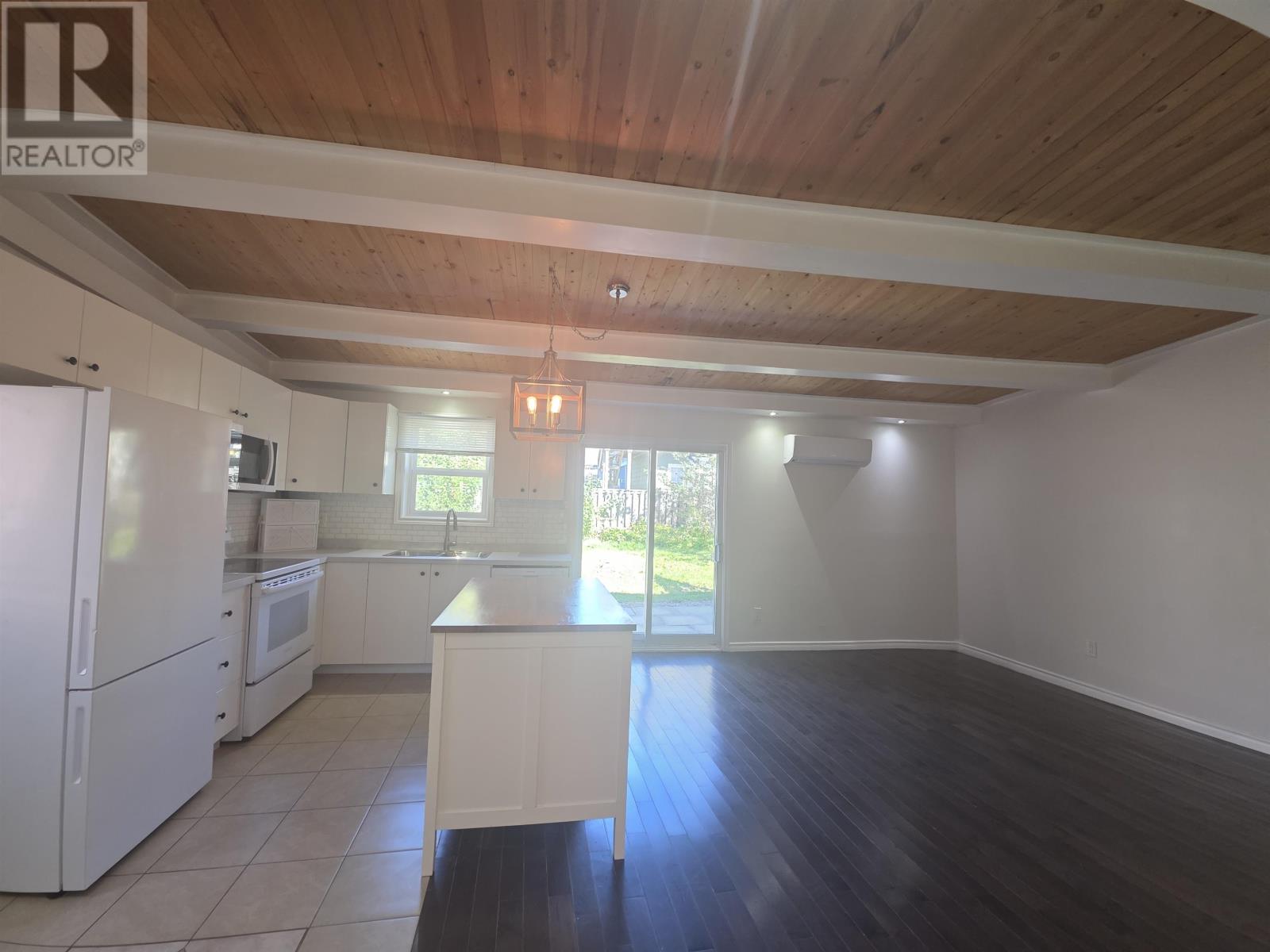30-32 Spring Park Road Property Photo 20