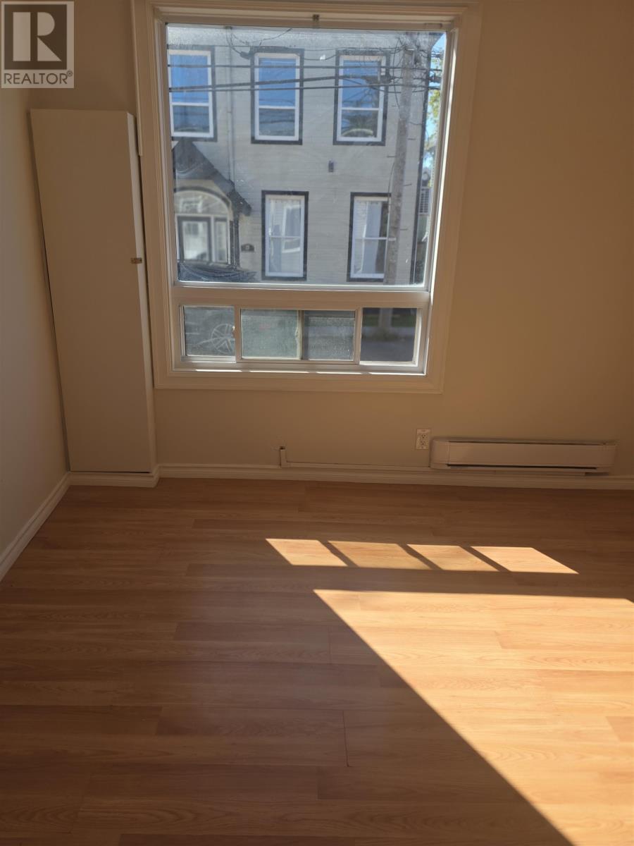 30-32 Spring Park Road Property Photo 25