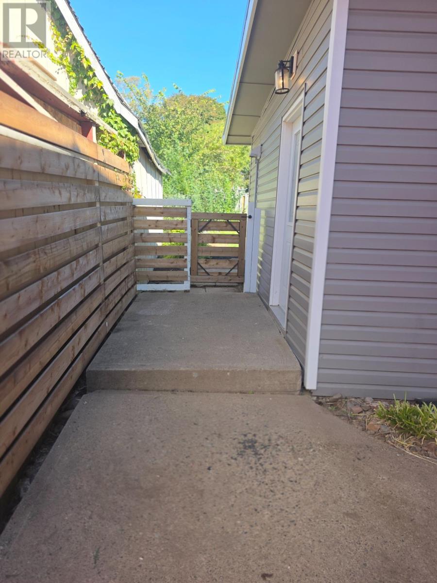 30-32 Spring Park Road Property Photo 46
