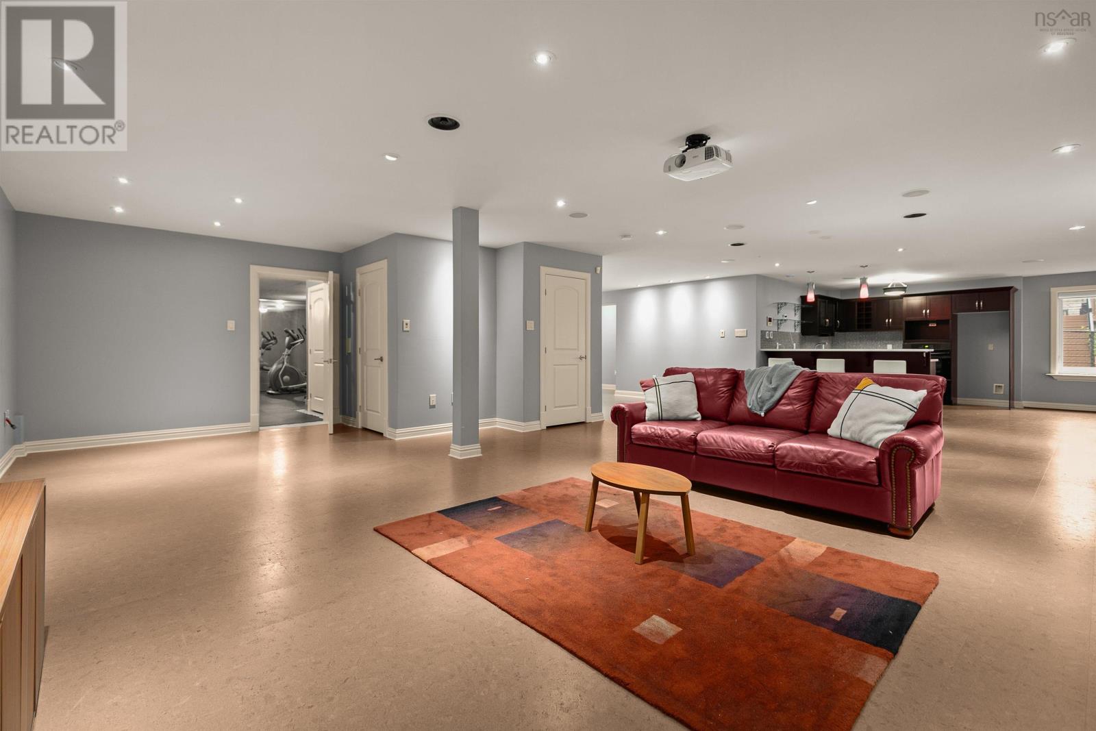 82 Helmsman Court Property Photo 39
