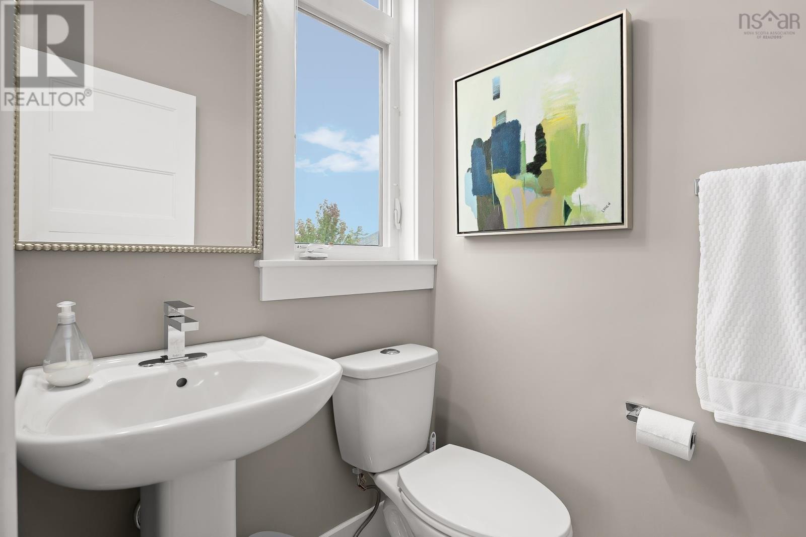 111 Theresa Mcneil Grove Property Photo 24