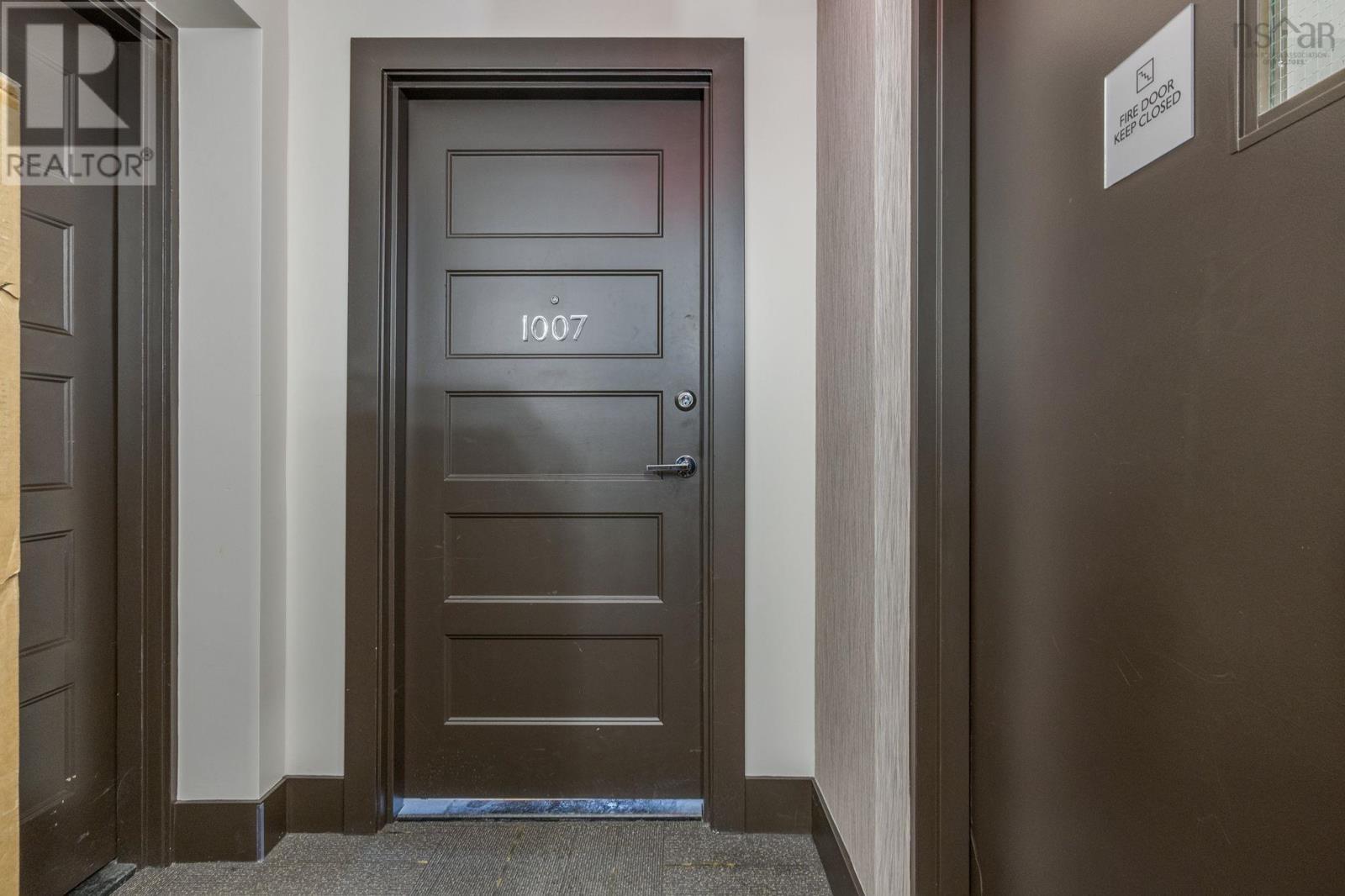 1007 15 Kings Wharf Place Property Photo 8