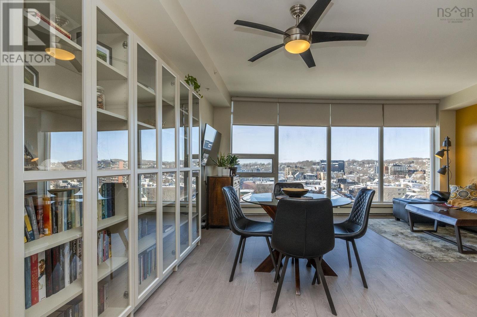 1007 15 Kings Wharf Place Property Photo 12