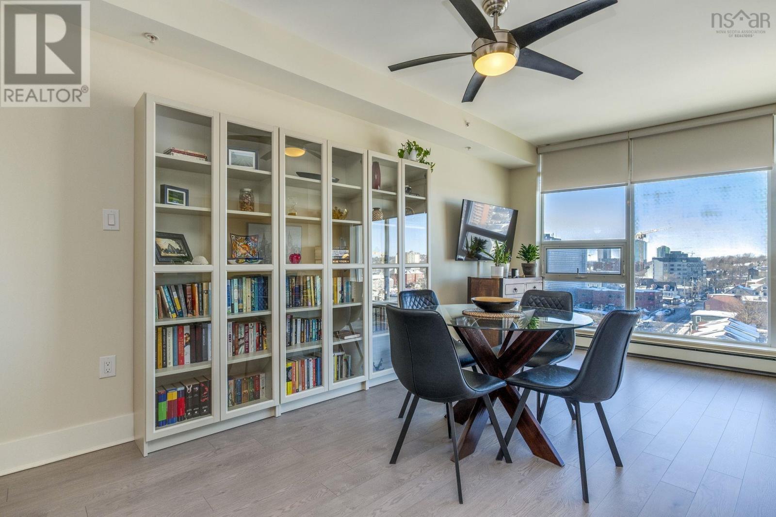 1007 15 Kings Wharf Place Property Photo 13