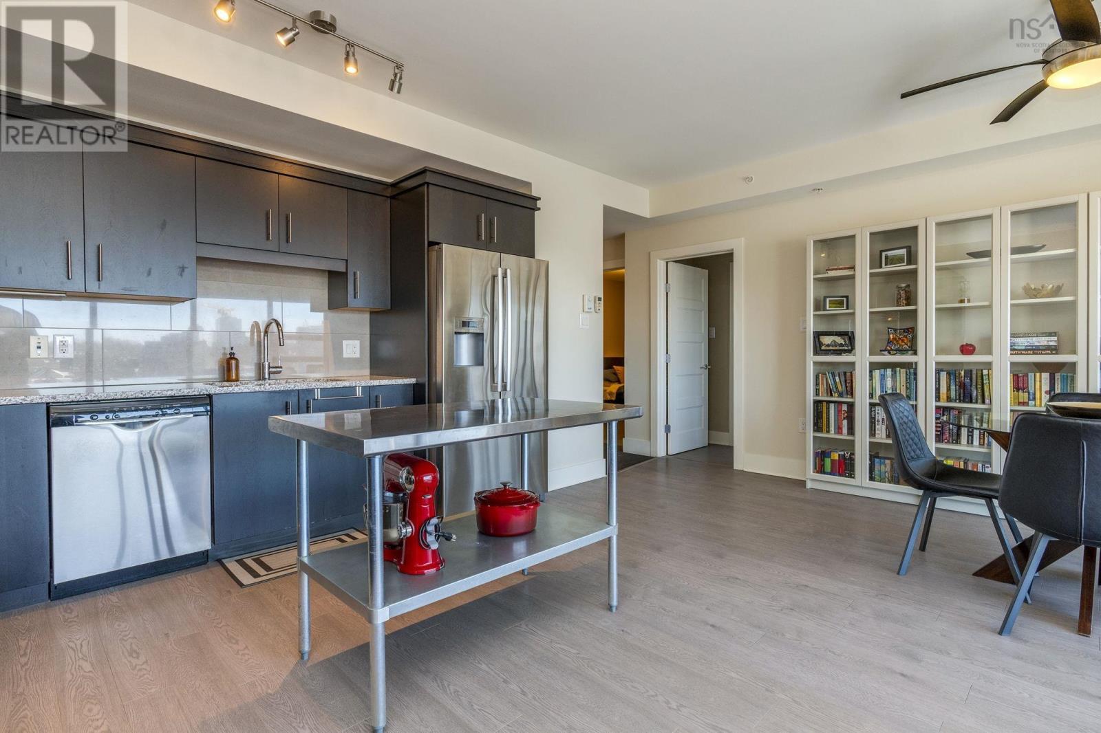 1007 15 Kings Wharf Place Property Photo 18