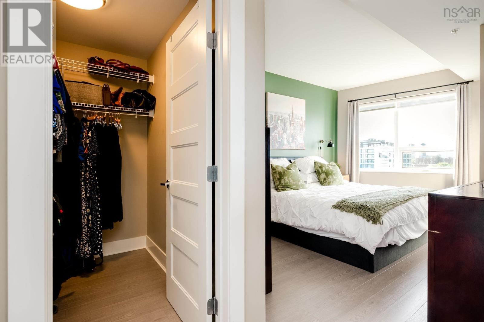 1007 15 Kings Wharf Place Property Photo 23