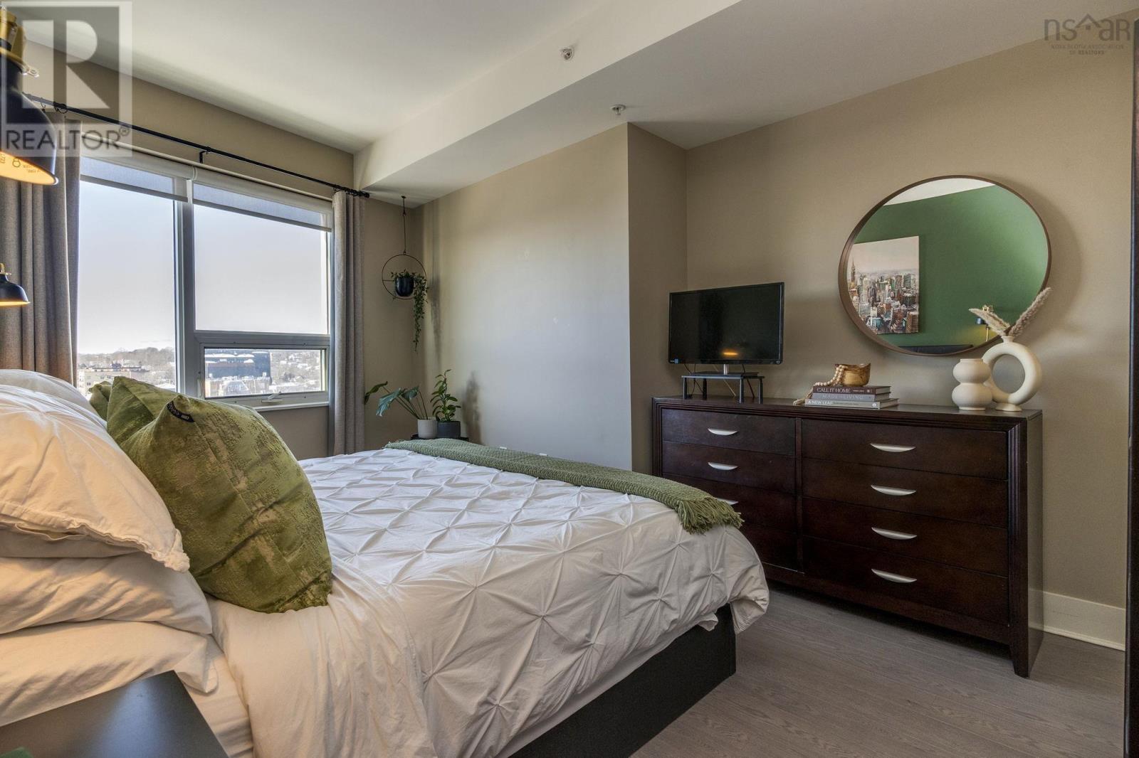 1007 15 Kings Wharf Place Property Photo 25