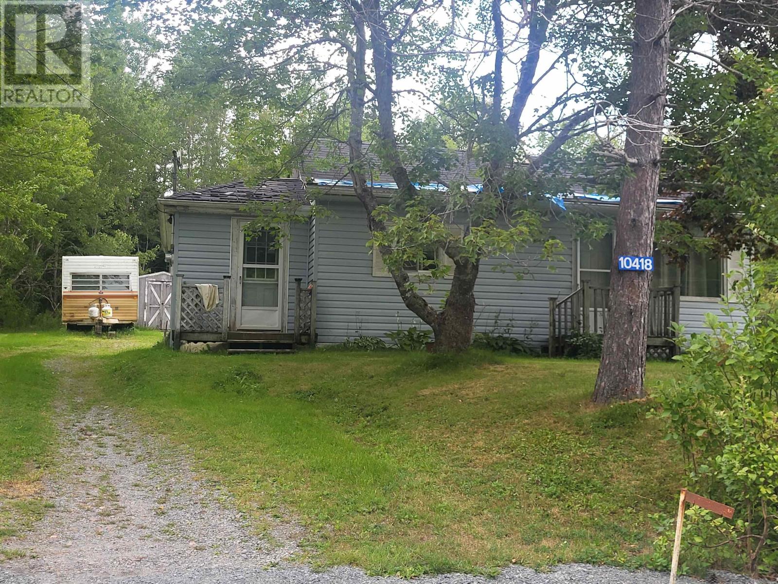10418 Highway 224 Property Photo 1