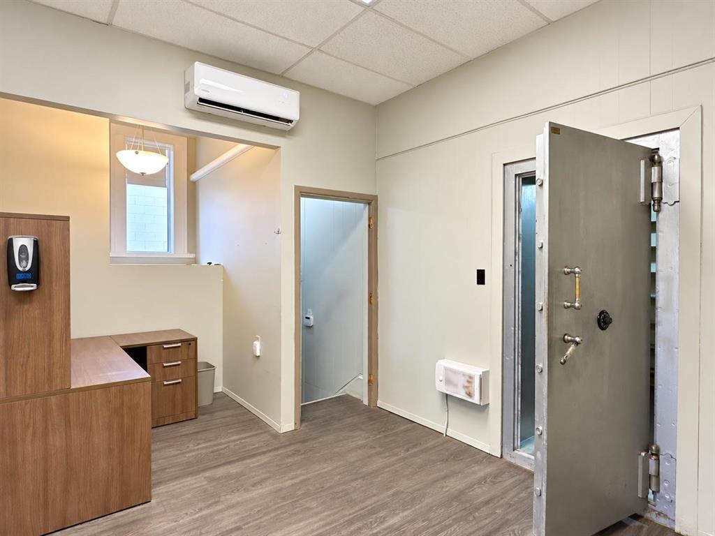 114 5th Avenue N Property Photo 13