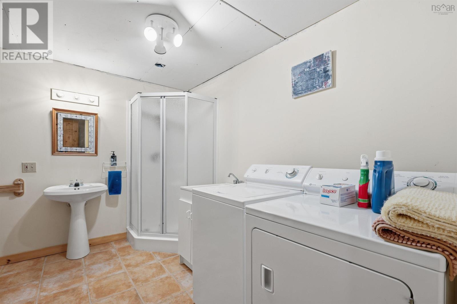 33 Ocean Marina Drive Property Photo 32
