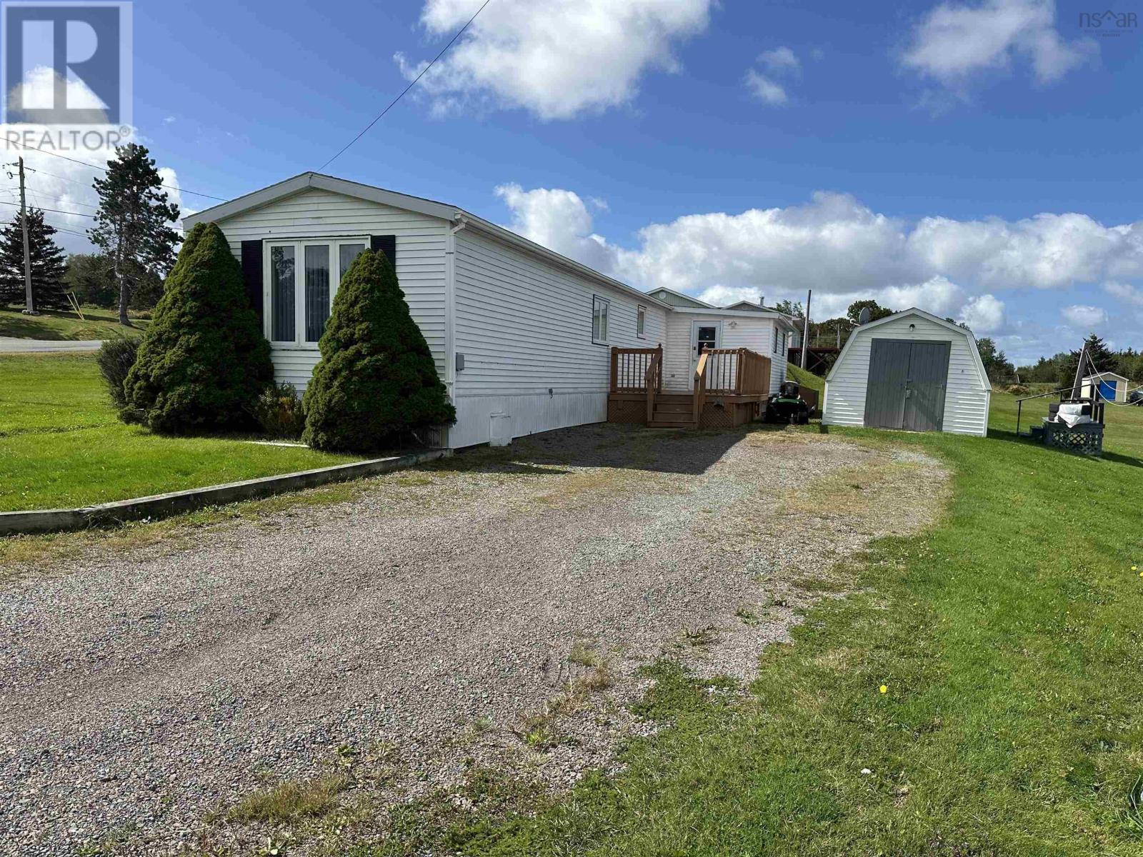 19 Old Wharf Road Property Photo 4