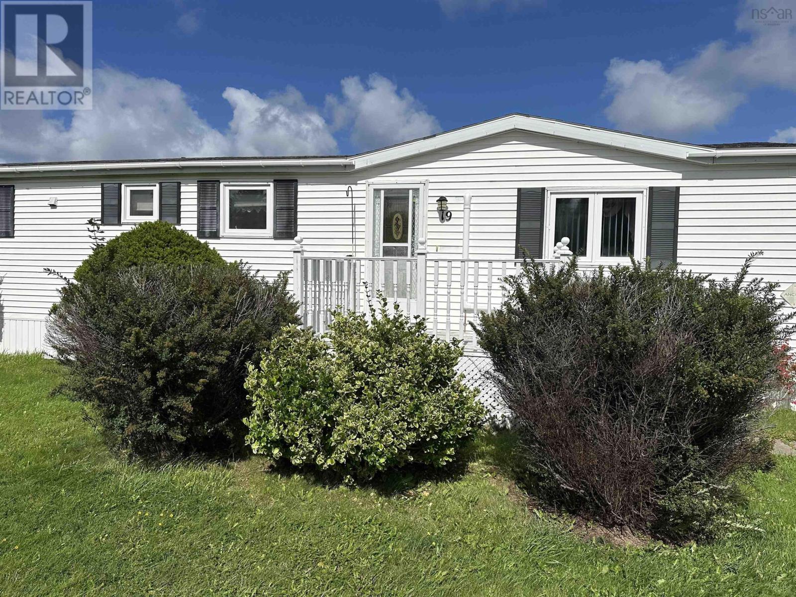 19 Old Wharf Road Property Photo 5