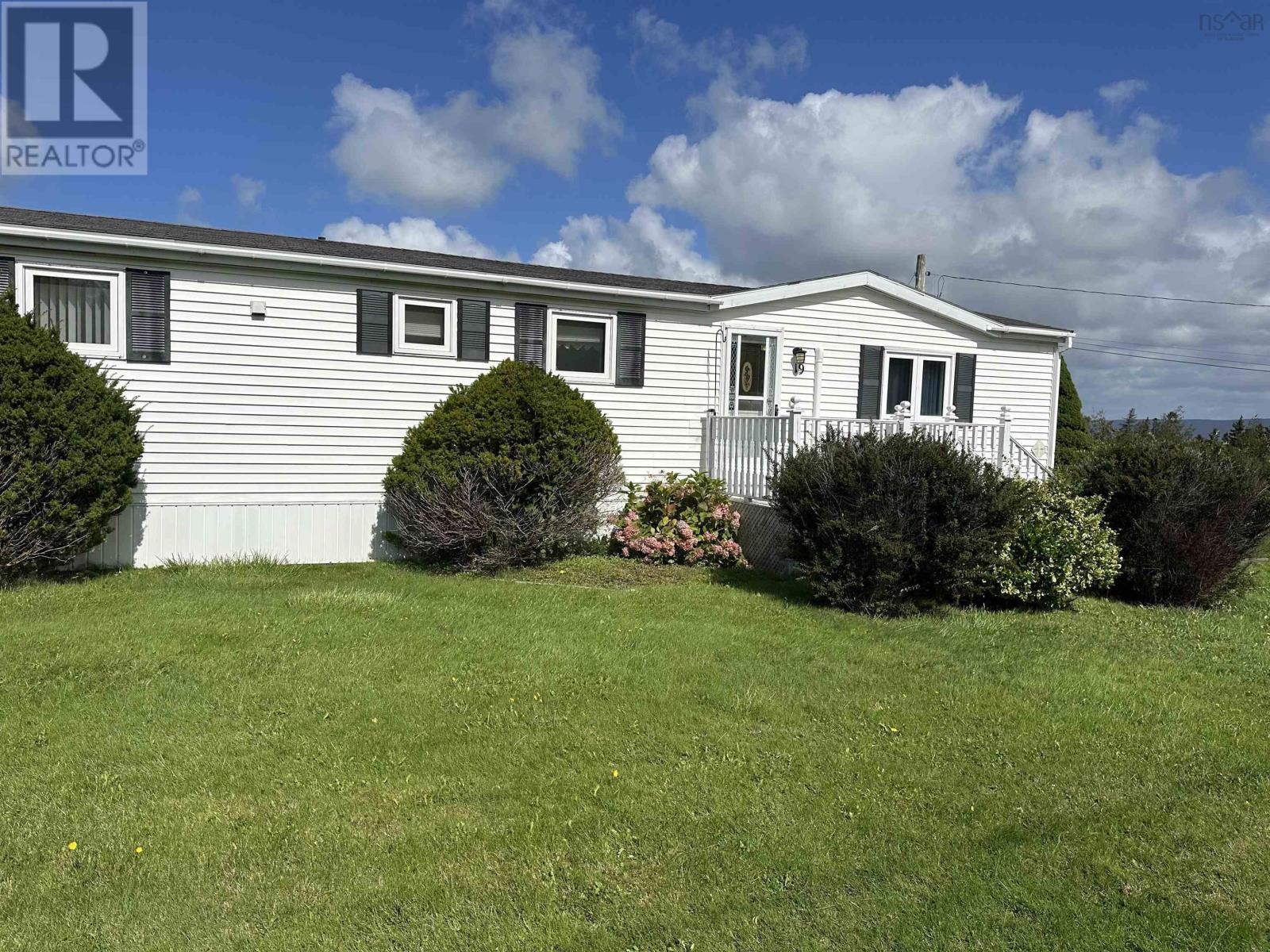 19 Old Wharf Road Property Photo 8