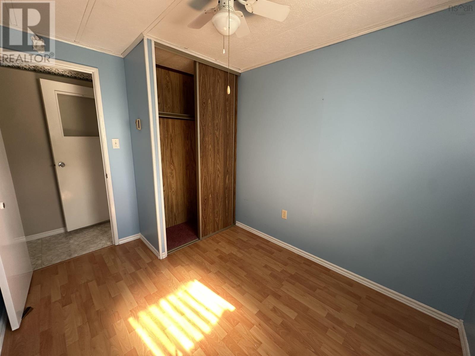 19 Old Wharf Road Property Photo 33