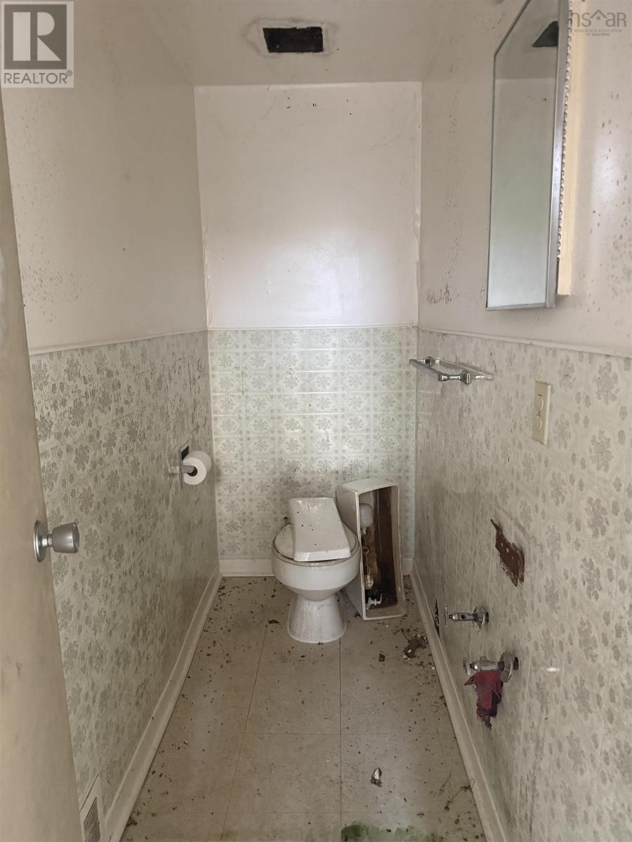 43/45 Duke Street Property Photo 9