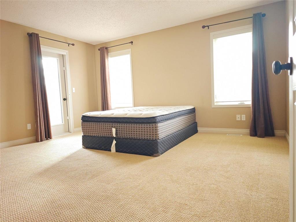 6 Millbank Avenue Property Photo 22