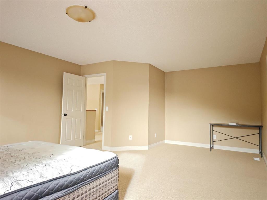 6 Millbank Avenue Property Photo 24
