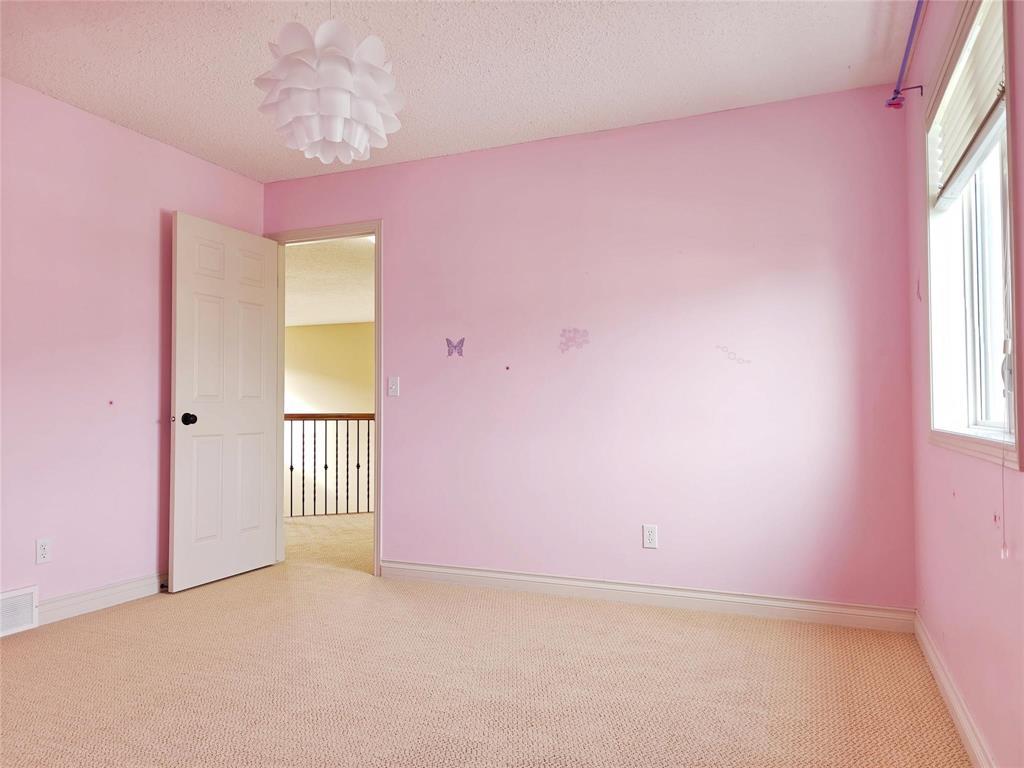 6 Millbank Avenue Property Photo 33
