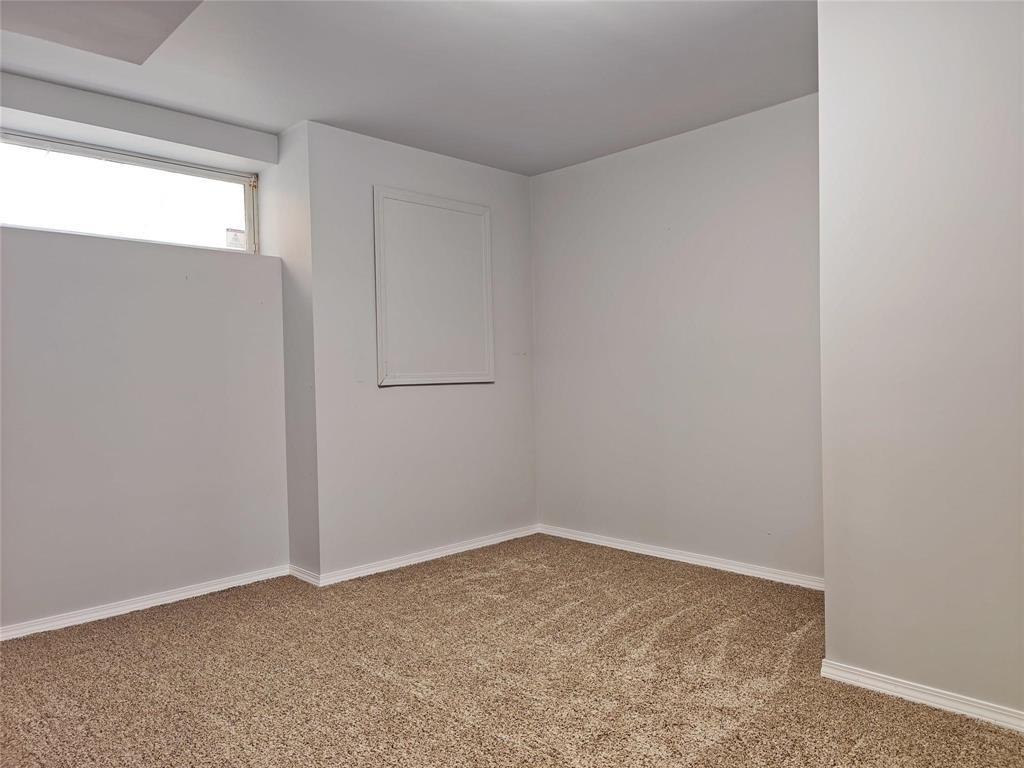 6 Millbank Avenue Property Photo 37
