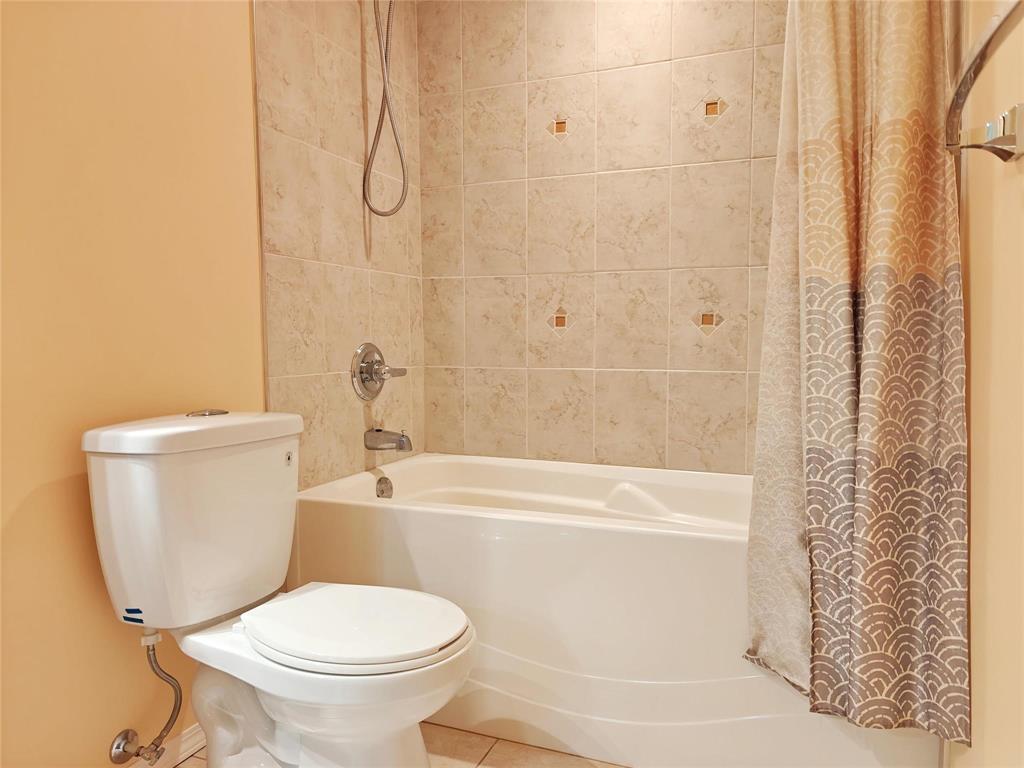 6 Millbank Avenue Property Photo 42