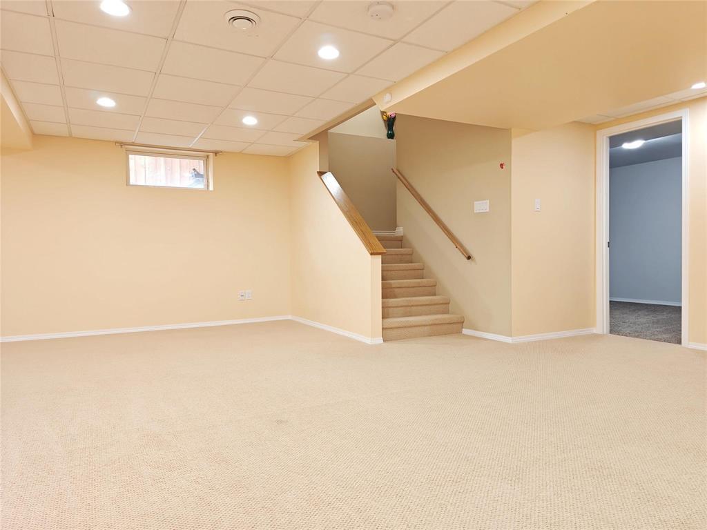6 Millbank Avenue Property Photo 44