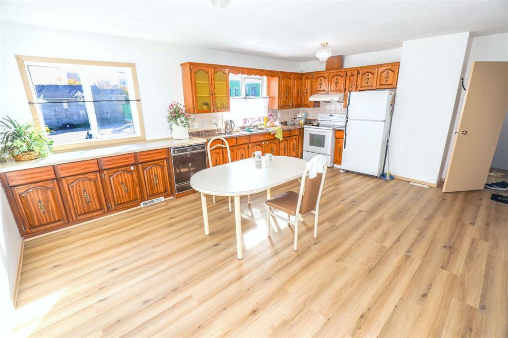 500 Bannatyne Avenue Property Photo 15