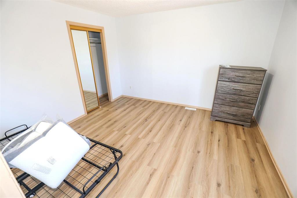 500 Bannatyne Avenue Property Photo 24