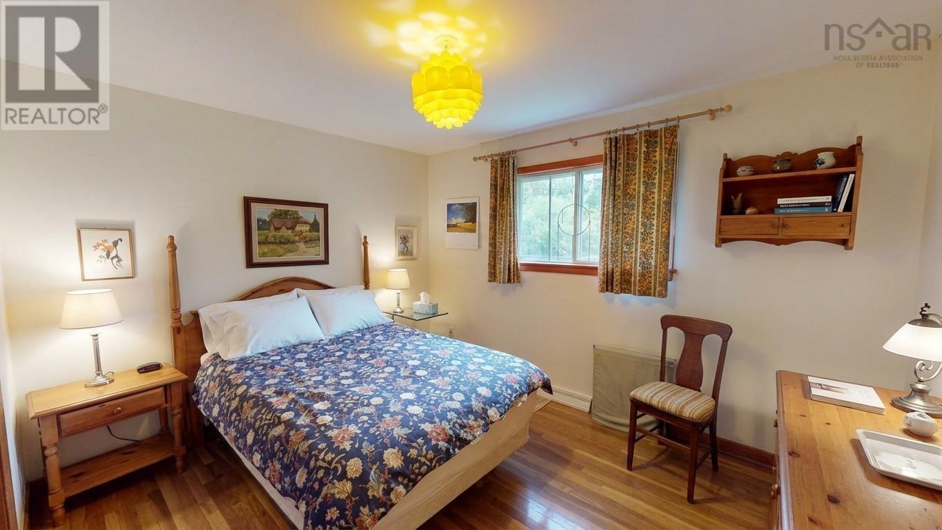 33 Anderson Street Property Photo 6